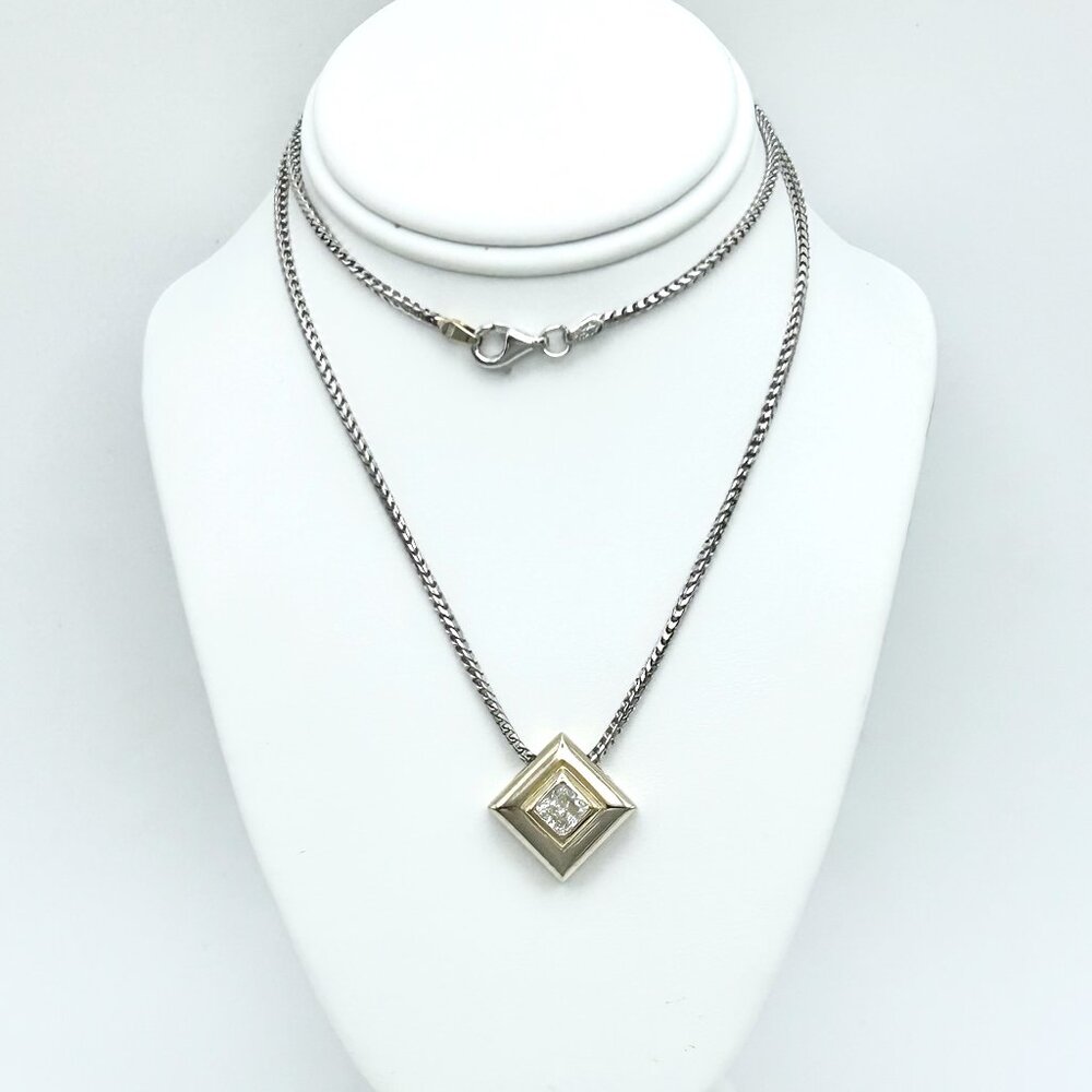 14K Diamond Pendant Necklace - Picture 2 of 13